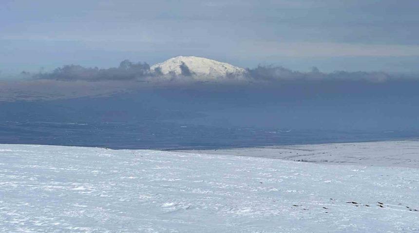 Astronotların bile hayran kaldığı Nemrut Kalderası’na zorlu yolculuk