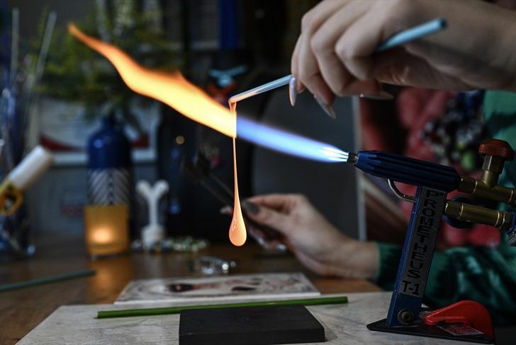 'Aslında düzenli işim ve iyi gelirim vardı ama...' Yoldan topladıklarıyla yapıp uluslararası ödül aldı! Dünya markası oldu G3