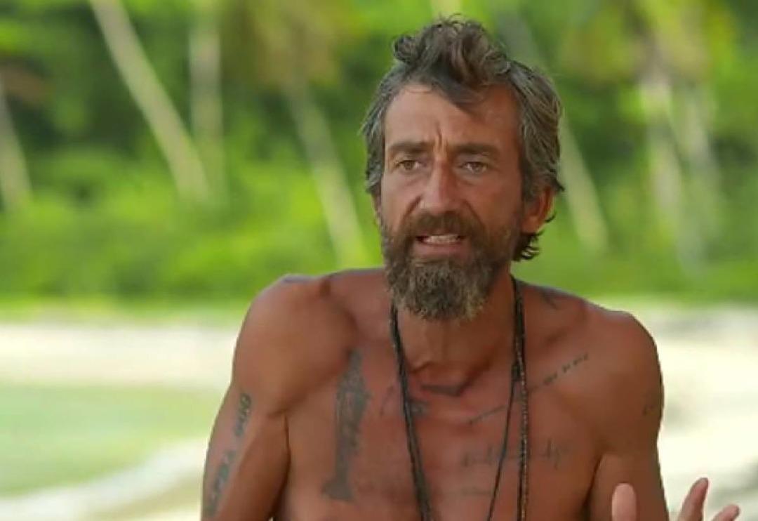 Yakın arkadaşını feci kazada kaybetmişti! Yunus G&uuml;n&ccedil;e, g&ouml;zyaşlarına boğuldu: "Haberi hazmedemiyorum"