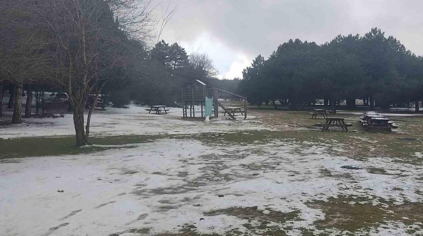 Uzaktan bakanlar gözlerine inanamadı! Yer: Manisa... Beyaza büründü