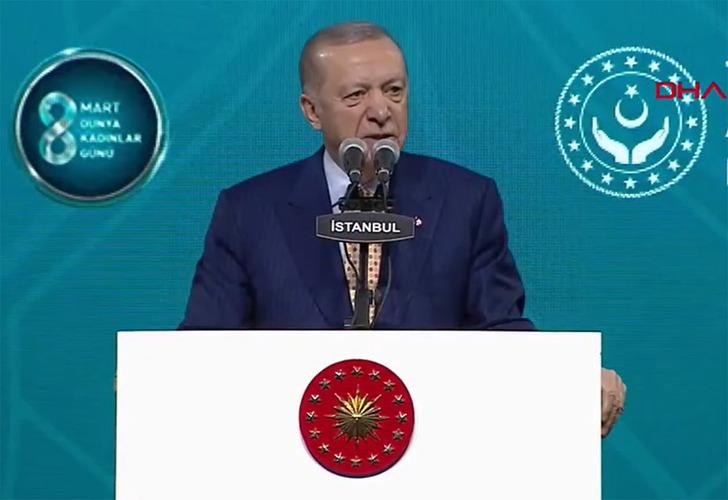 Son dakika | Erdoğan 'Alerjileri var' dediği kesime yüklendi: "Adeta savaş açtılar! Kadınları korkutmaya başladılar"