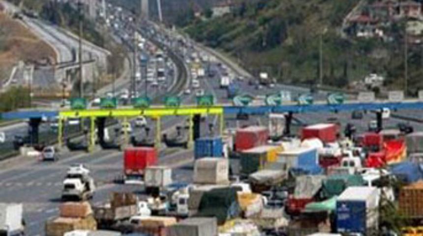 Otoyol ve köprü geçiş ücretlerine zam