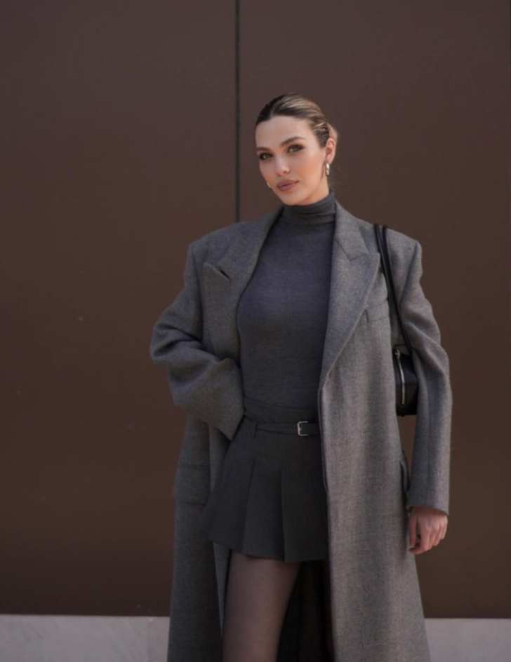 İbrahim Tatlıses'in gelini Yasemin Şefkatli'nin fit hali gündem oldu! Yapılan o yoruma kayıtsız kalamadı G4