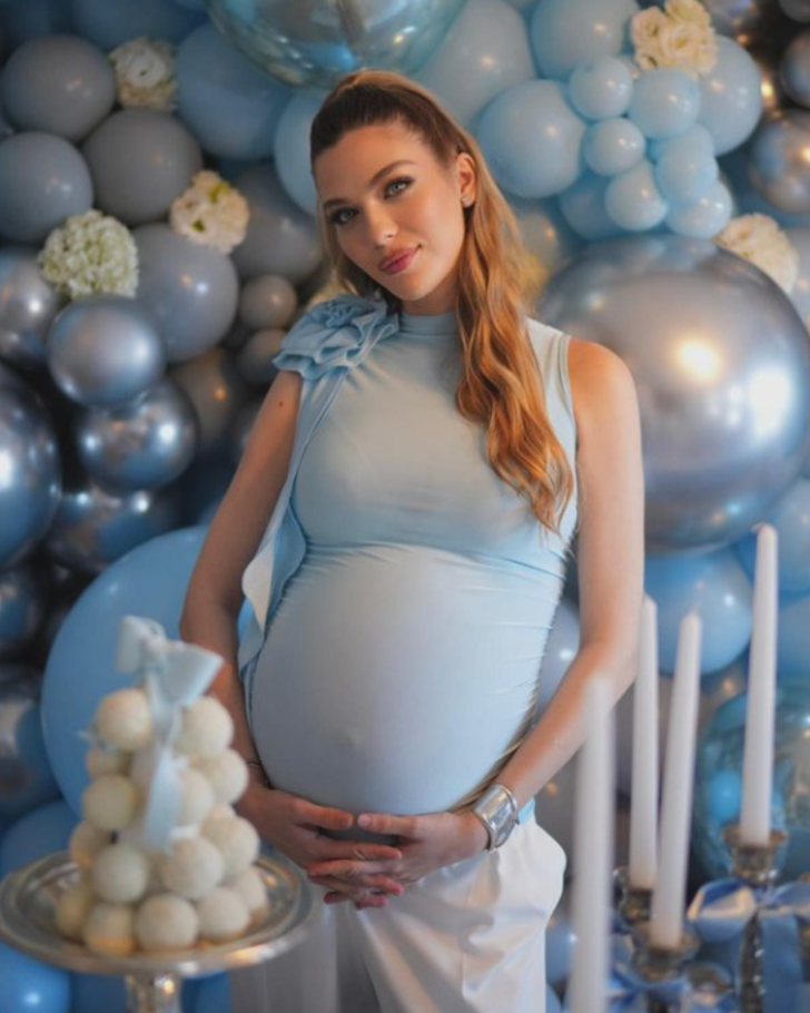 İbrahim Tatlıses'in gelini Yasemin Şefkatli'nin fit hali gündem oldu! Yapılan o yoruma kayıtsız kalamadı G5