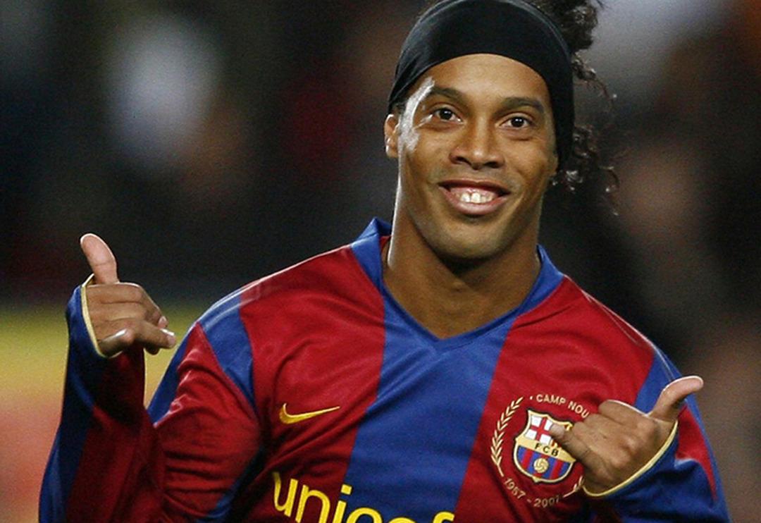 Ronaldinho'dan yıllar sonra gelen Fenerbah&ccedil;e itirafı! Bunu duyan taraftarlar sinirden kahroldu...