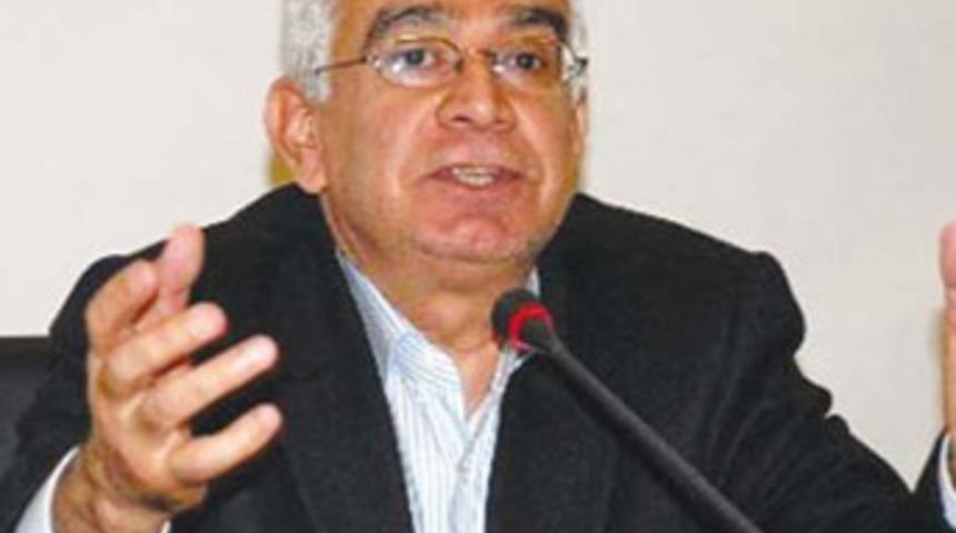 Atat&uuml;rk'e hakaret davasında flaş gelişme