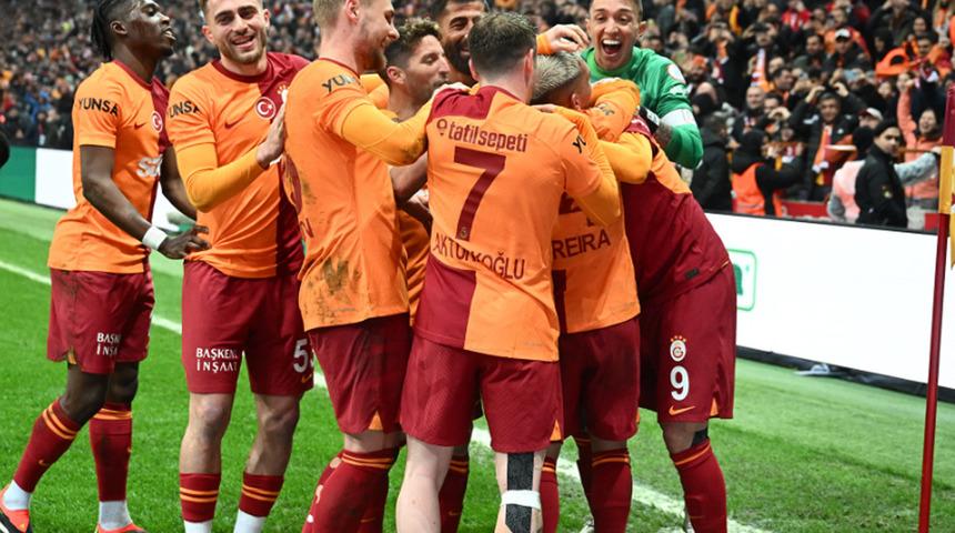 Rams Park'ta ilklerin gecesi! Kerem Demibay'ın yıldızlaştığı maçta Galatasaray, Çaykur Rizespor engelini 6 golle aştı...