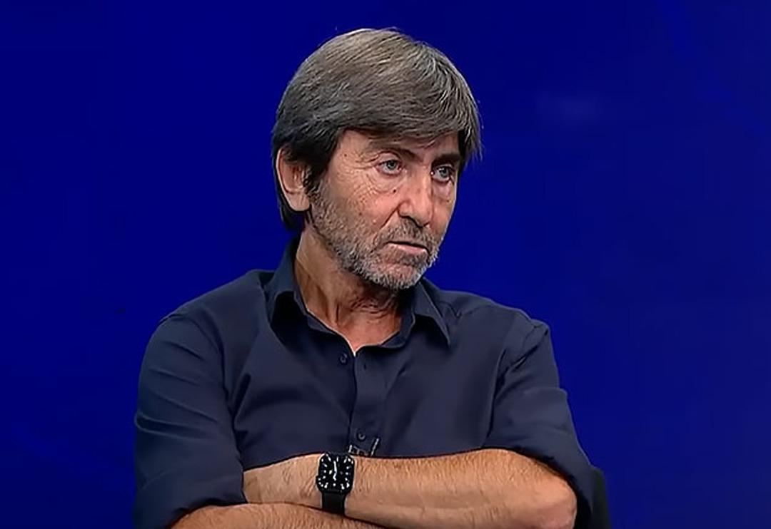 Rıdvan Dilmen, Galatasaraylı yıldız oyuncuyu &ouml;ve &ouml;ve bitiremedi! ''T&uuml;rkiye'ye gelmiş ge&ccedil;miş en iyi oyuncu''