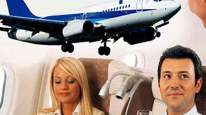 R&ouml;tarlı u&ccedil;uşa para ve ikram