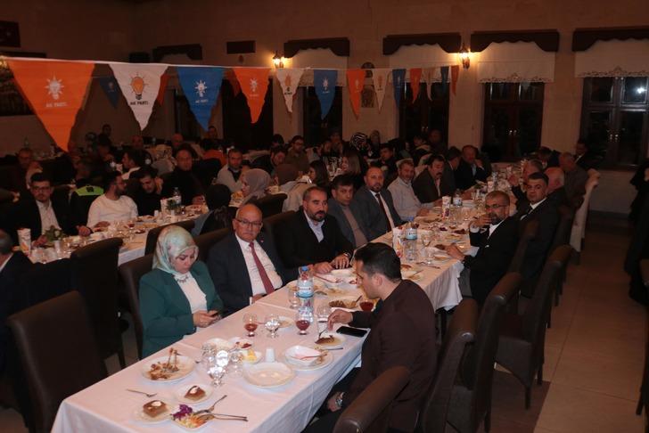 Seçim yaklaştıkça ifadeler de sertleşiyor! AK Partili Elitaş'tan çok konuşulacak çıkış: Sanki görücüye çıkmış... G5