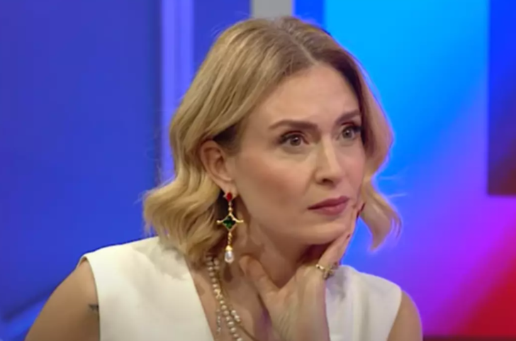 Ceyda Düvenci Yan Oda'nın yıldızı Nazan Kesal'ı konuk etti... Programda kullandığı sözler tepki çekmişti! Sessizliğini bozdu G1