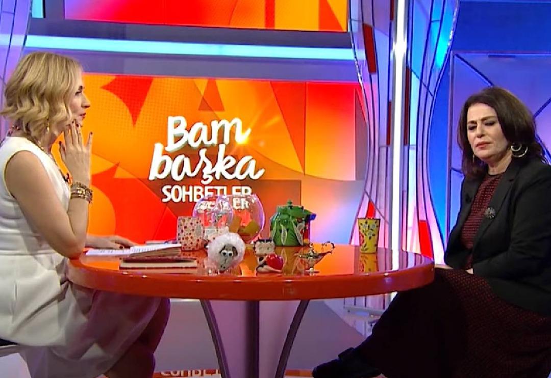 Ceyda D&uuml;venci Yan Oda'nın yıldızı Nazan Kesal'ı konuk etti... Programda kullandığı s&ouml;zler tepki &ccedil;ekmişti! Sessizliğini bozdu