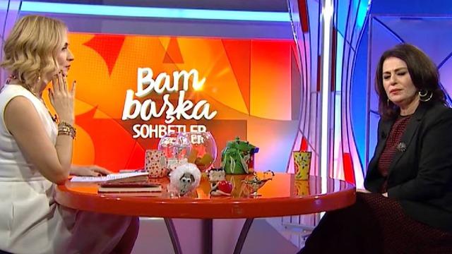 Ceyda Düvenci Yan Oda'nın yıldızı Nazan Kesal'ı konuk etti... Programda kullandığı sözler tepki çekmişti! Sessizliğini bozdu