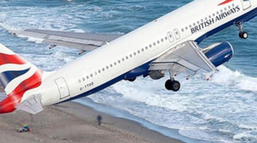 Yanlış anons yolcuları korkuttu