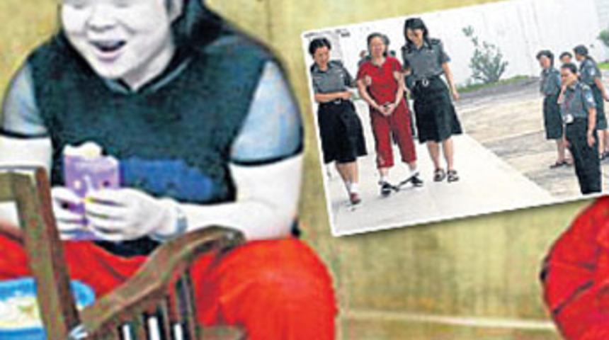 &Ouml;l&uuml;me hazırlanırken hamburger