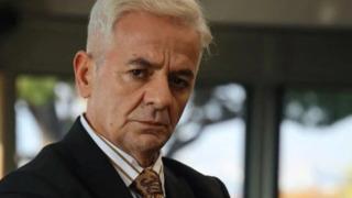 Zafer Algöz'ün acı günü! Sosyal medyadan duyurdu