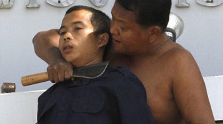 "İla&ccedil; lazım yoksa &ouml;ld&uuml;r&uuml;r&uuml;m"