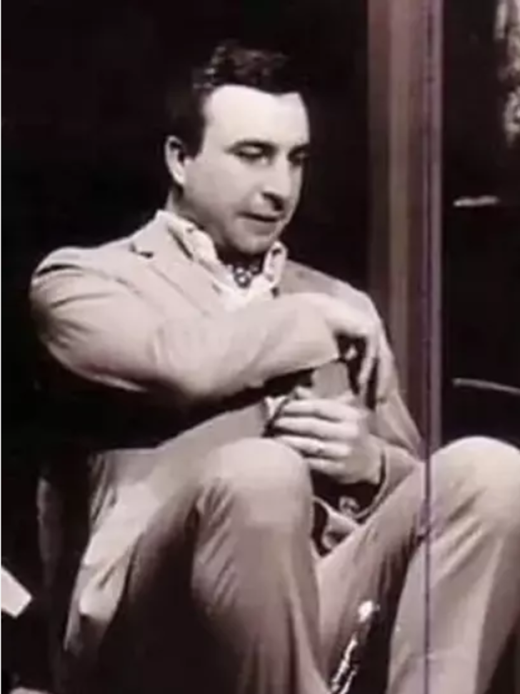 Arka Sokaklar'ın Rıza Baba'sı Zafer Ergin'in yıllar önceki fotoğrafı yeniden gündem oldu! Gençlik halini görenler şaşırdı G4