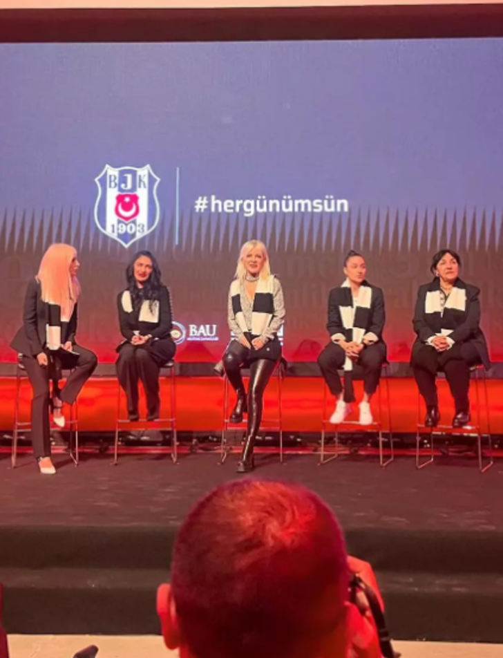 Gülşen bu defa şaşırttı! Davet tarzı sosyal medyayı salladı! Bakın kime benzetildi  G1