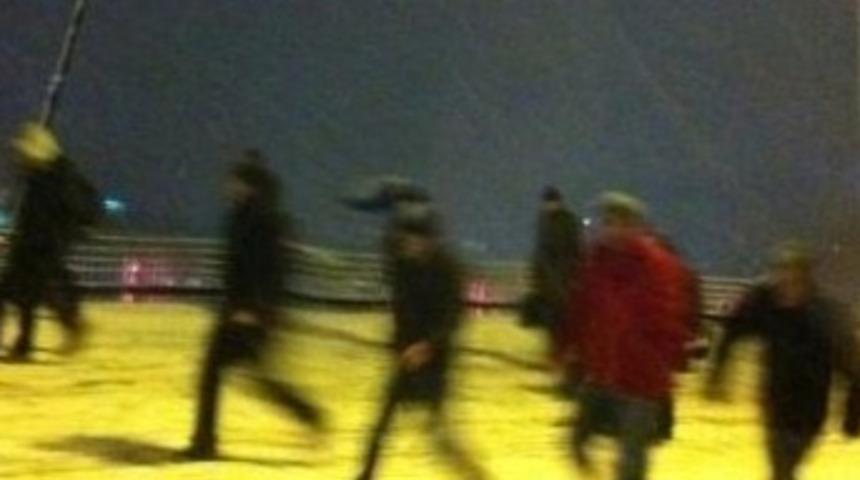 İstanbul kara teslim oldu