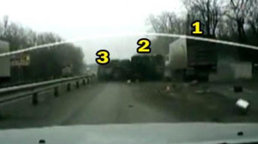 İşte kameraya yansıyan korkun&ccedil; kaza