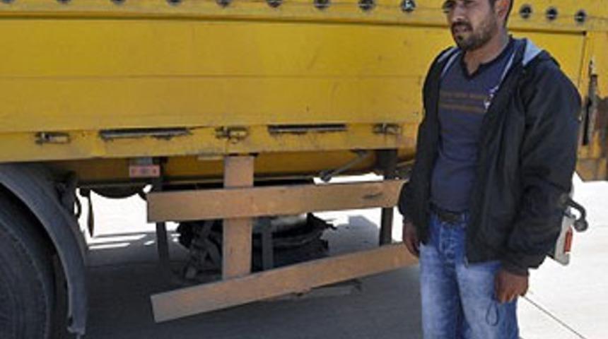 Suriye'de T&uuml;rk Tır'ına ateş a&ccedil;ıldı