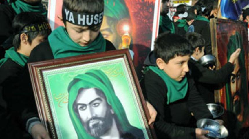 Gözyaşları Hz. Hüseyin'e, kanlar Kızılay'a