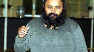 Hintli yolcunun şüpheli ölümü