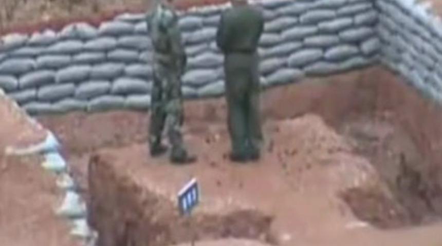 El bombası yanlarında patladı