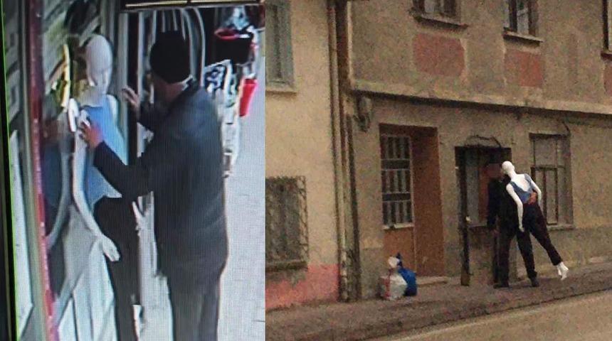 Cansız mankeni dakikalarca sevdi... Sonra kucaklayıp kaçırdı