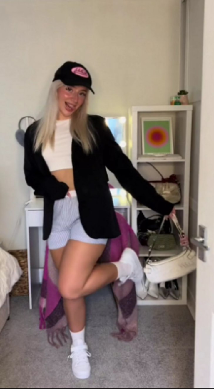 Zorbalığa maruz kaldığını söyleyerek giyim tarzını tamamen değiştirdi! "Dışarı bokserla çıkıyorum" G3