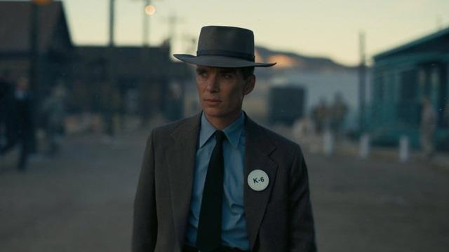 Yeni James Bond kulisleri başladı! Eski James Bond Pierce Brosnan, Oppenheimer yıldızı Cillian Murphy'yi işaret etti