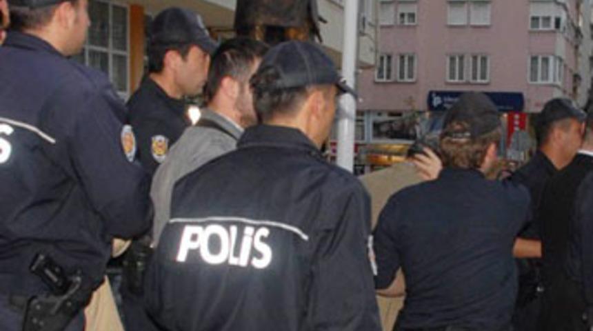 İstanbul'da ter&ouml;r &ouml;rg&uuml;t&uuml; operasyonu