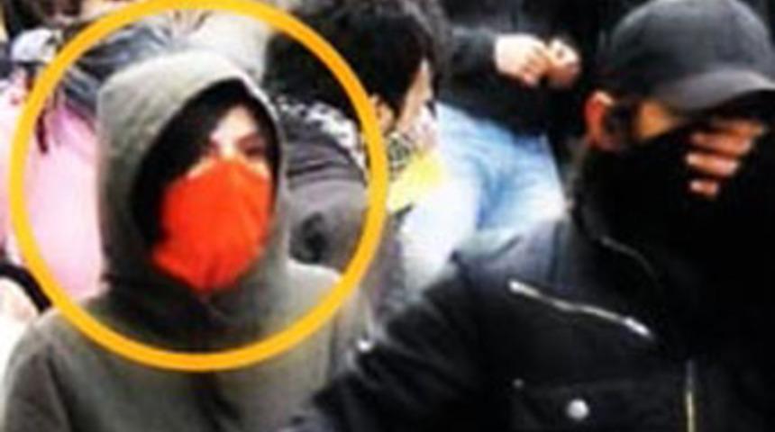 Kızını &ouml;rg&uuml;tten alamayan babanın isyanı