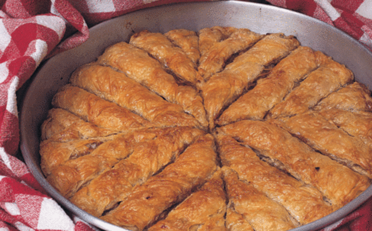 ŞERBETLİ TATLILARDAN UZAK DURULMALI