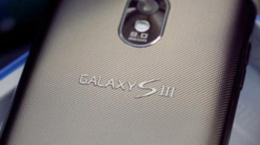 Samsung 4 çekirdekli telefon için çalışıyor