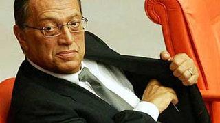 Yılmaz konuştu Atina ayağa kalktı