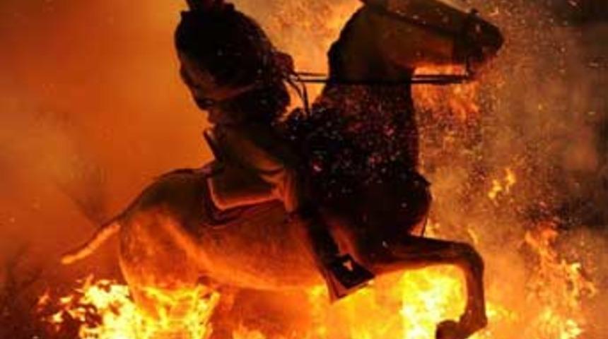 Mahşerin tek atlısı!