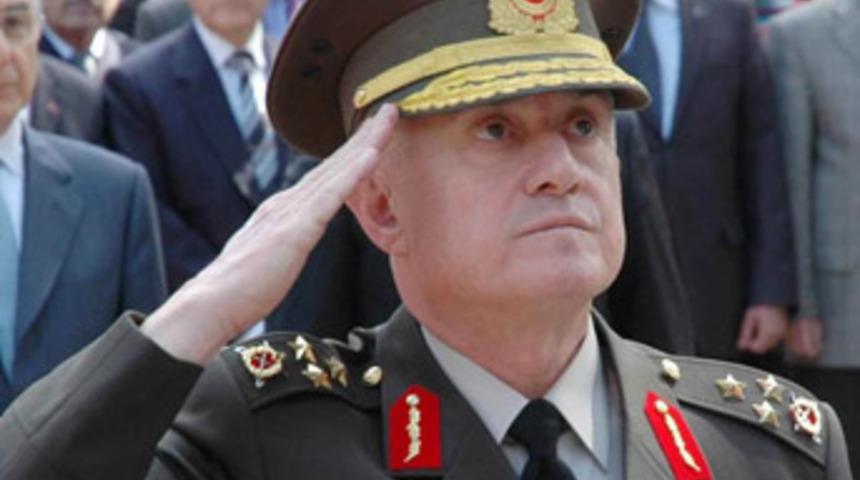 Balyoz sanığı paşa Ergenekon'la dolandırıldı