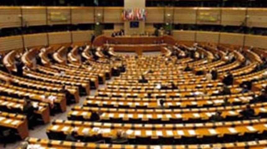 Rumlar &lsquo;sefil&rsquo; kozuyla rest &ccedil;ekti