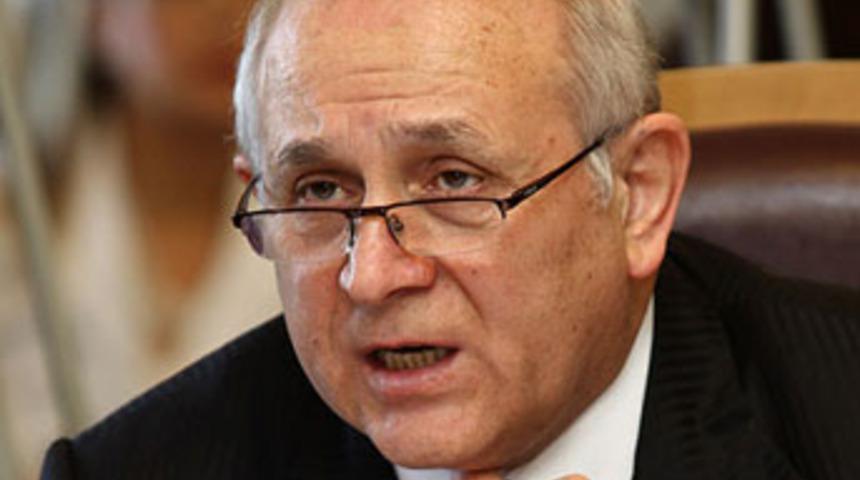 Burhan Kuzu'dan BDP için sert açıklama!