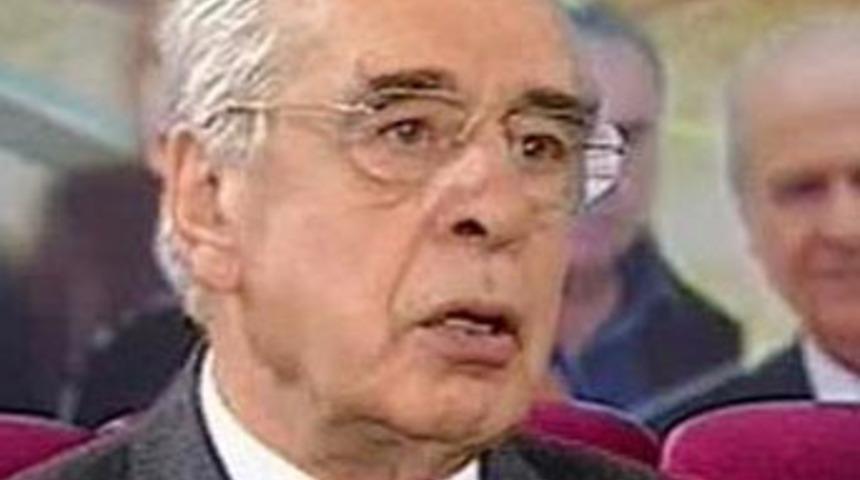 Eski Bakan'dan tarihi itiraf!