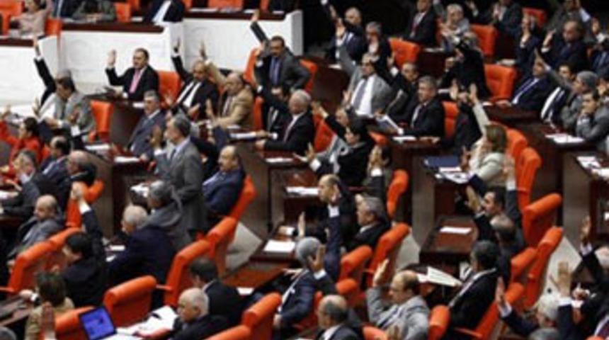 Beklenen karar meclisten ge&ccedil;ti