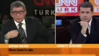 Canlı yayında babasının katillerini açıkladı