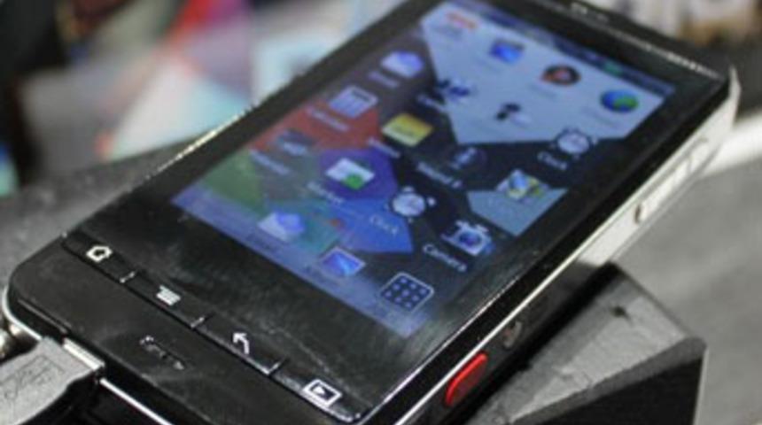 Polaroid&rsquo;den Android&rsquo;li fotoğraf makinesi