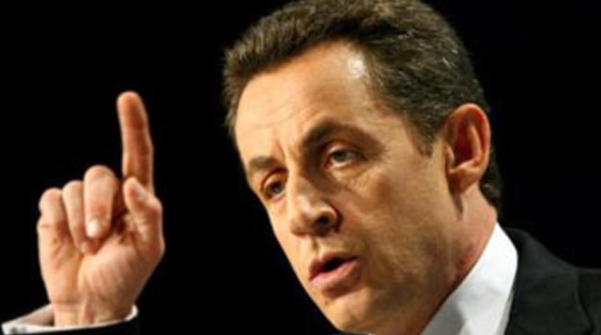 Sarkozy’den yeni bir Türkiye çıkışı