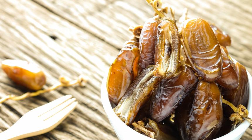 Hurmanın faydaları nelerdir? Günde kaç tane hurma yemek gerekir, hurma bağırsaklara iyi gelir mi?