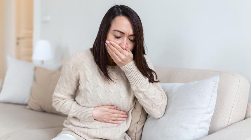 Kusmak orucu bozar mı? Kusunca oruç bozulur mu?