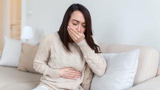 Kusmak orucu bozar mı? Kusunca oruç bozulur mu?