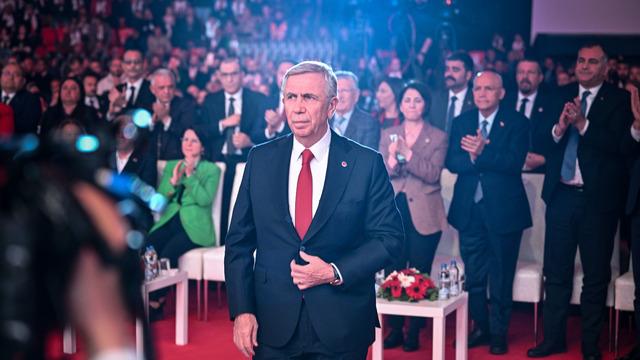 Mansur Yavaş sağlıkla ilgili vaatlerini açıkladı: 'Kadınlar için HPV aşı uygulaması, Alzheimer hastaları için yatılı konuk evi'